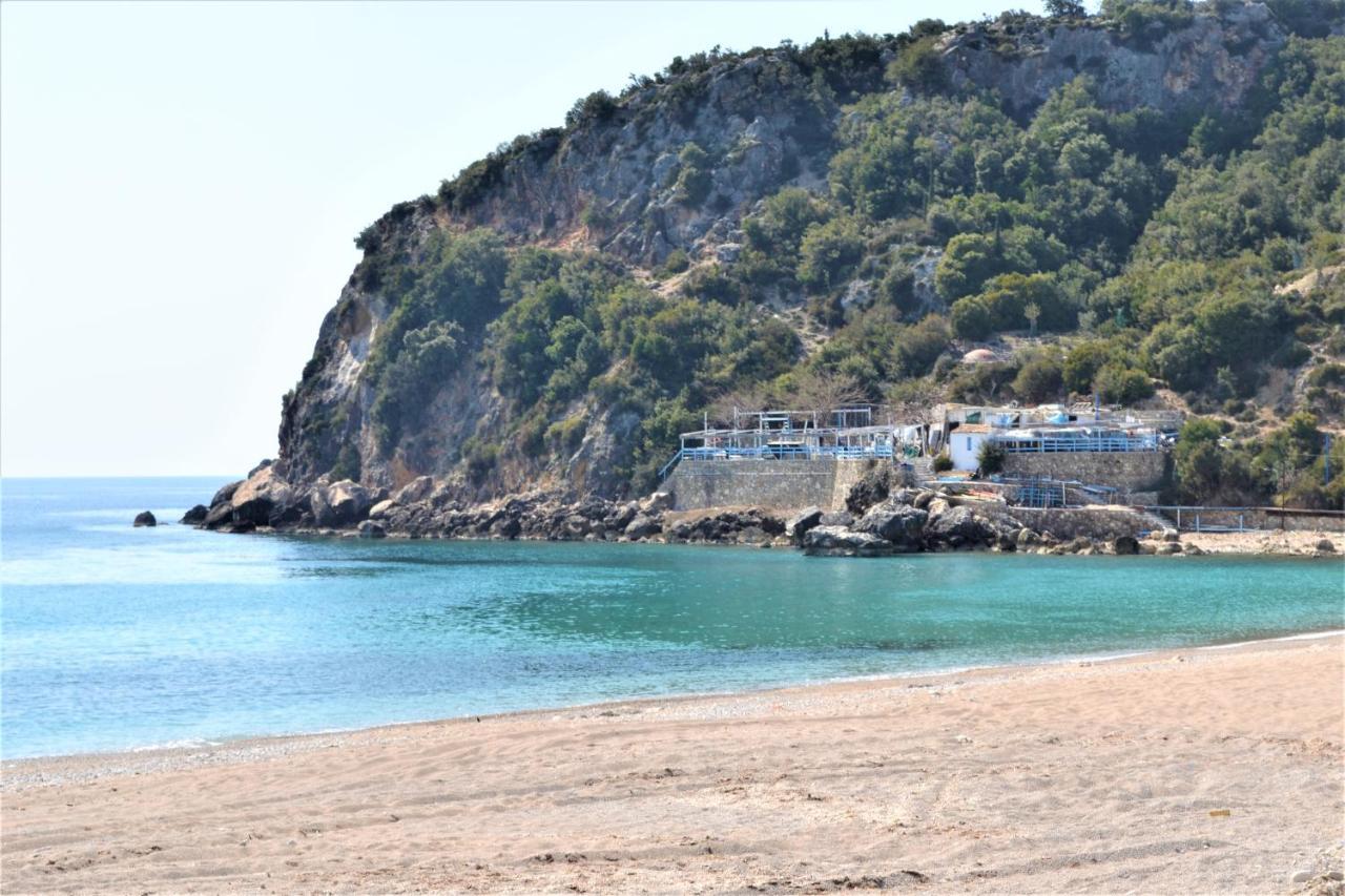 Sea Horizon House Alexis Hotel Himare Exterior photo