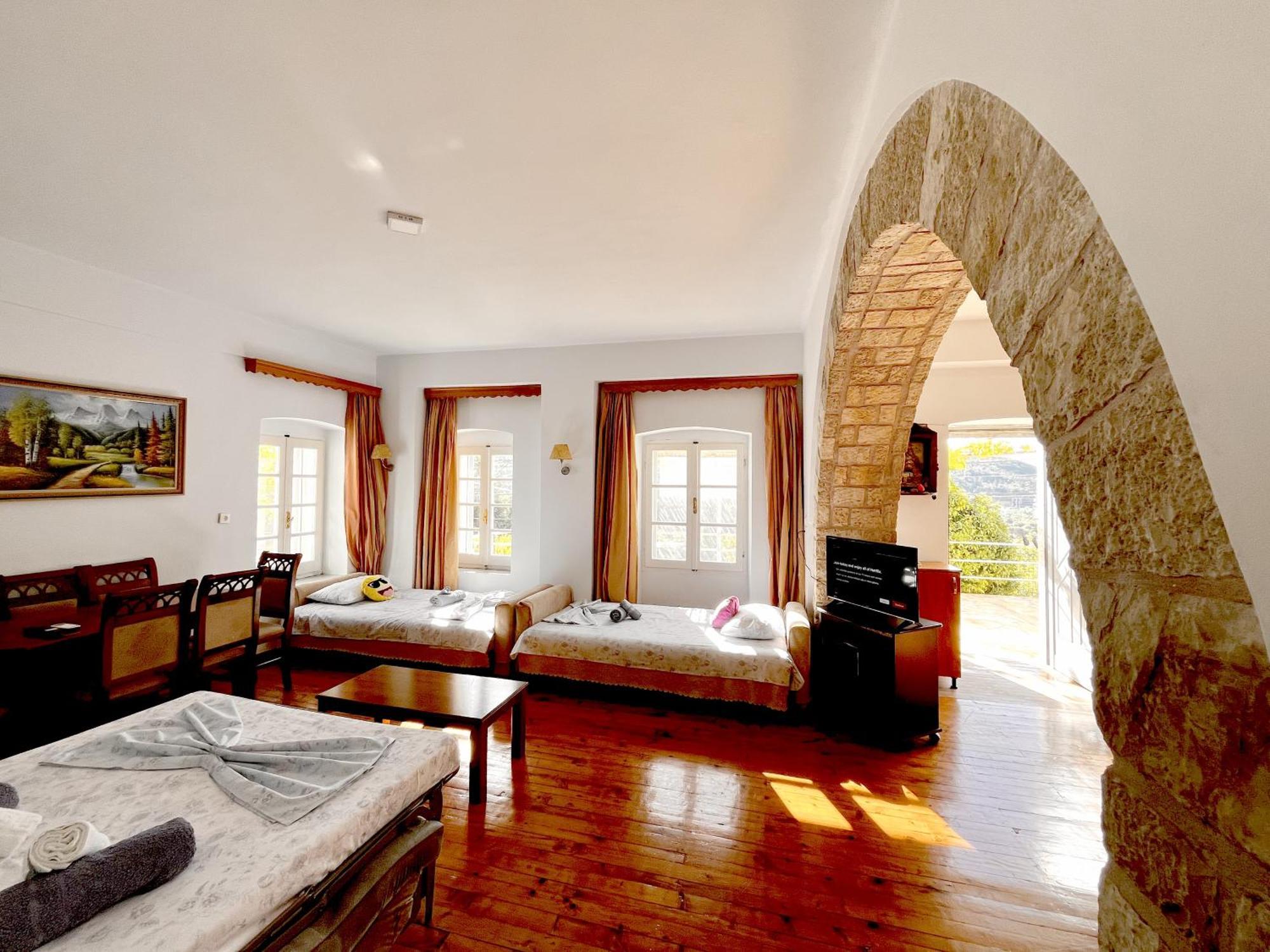 Sea Horizon House Alexis Hotel Himare Exterior photo