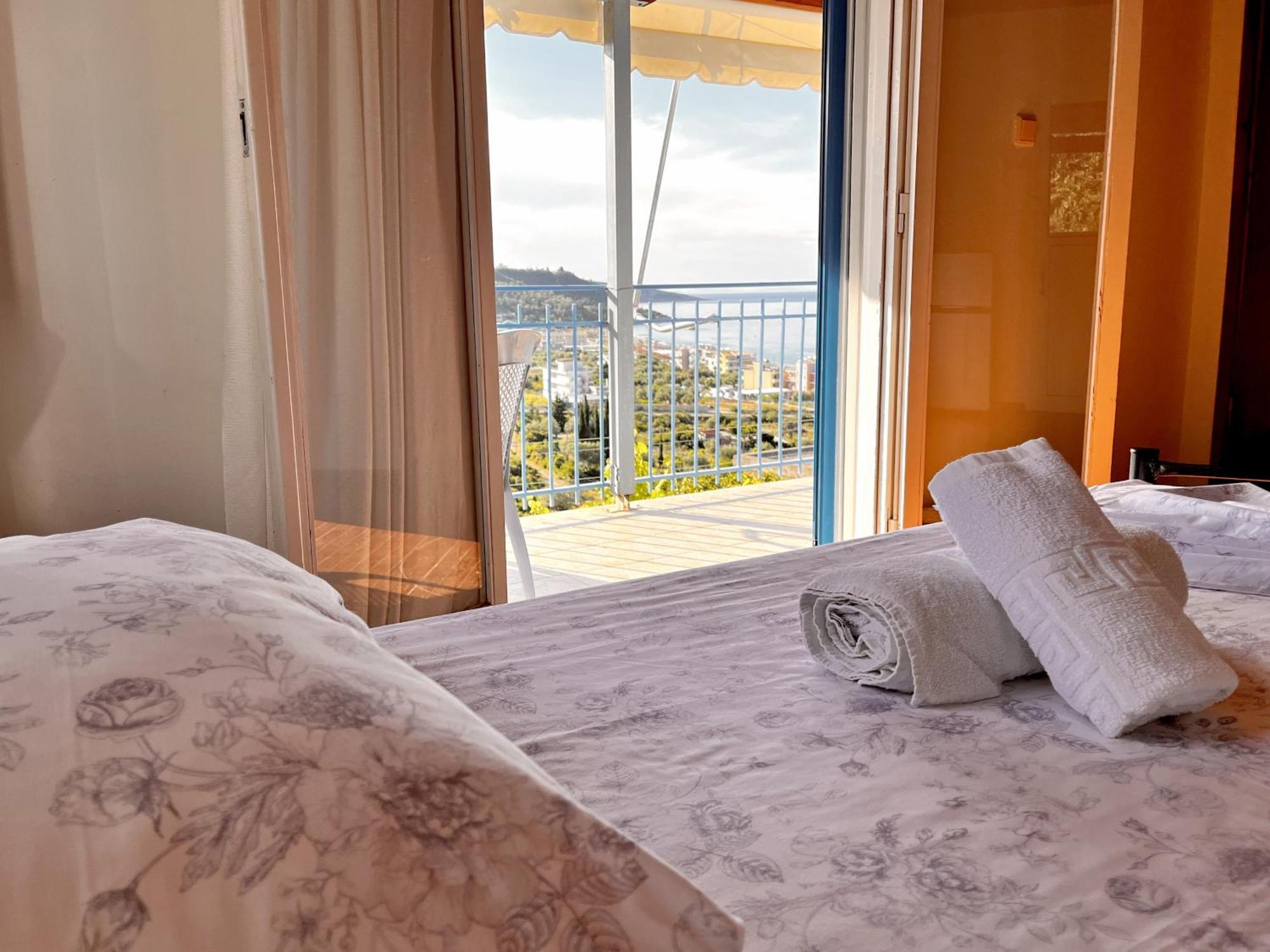Sea Horizon House Alexis Hotel Himare Exterior photo