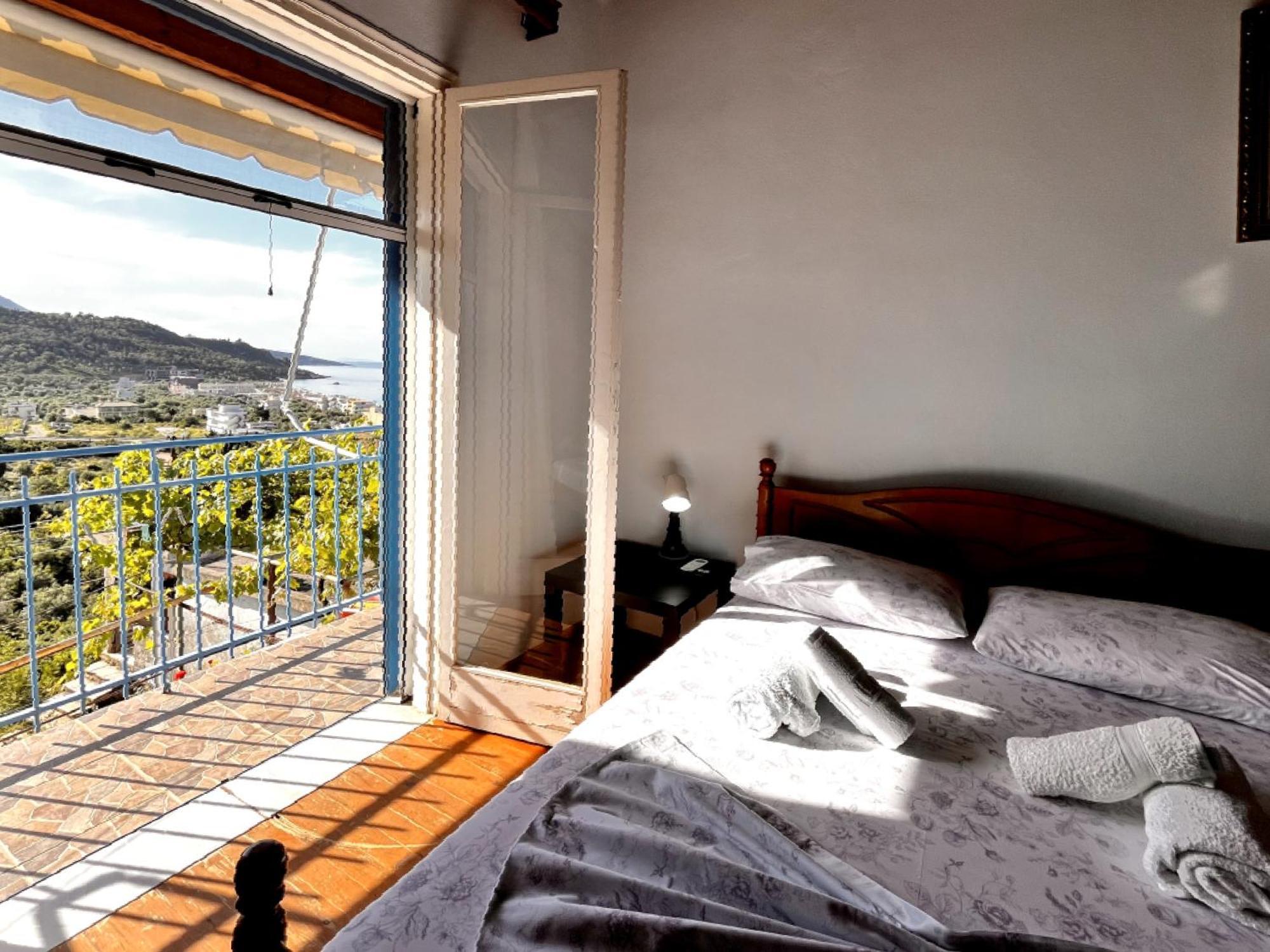 Sea Horizon House Alexis Hotel Himare Exterior photo